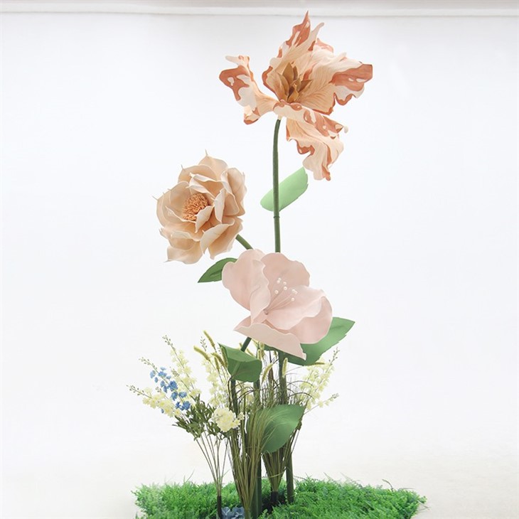 ترکیب گل کاغذ فوم غول پیکر